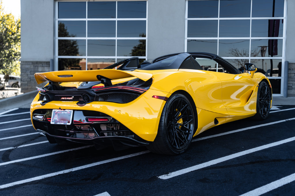 Used 2021 McLaren 720S Luxury photo 13