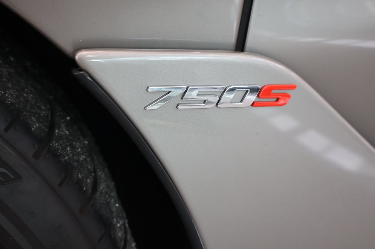 Used 2025 McLaren 750S Spider photo 11