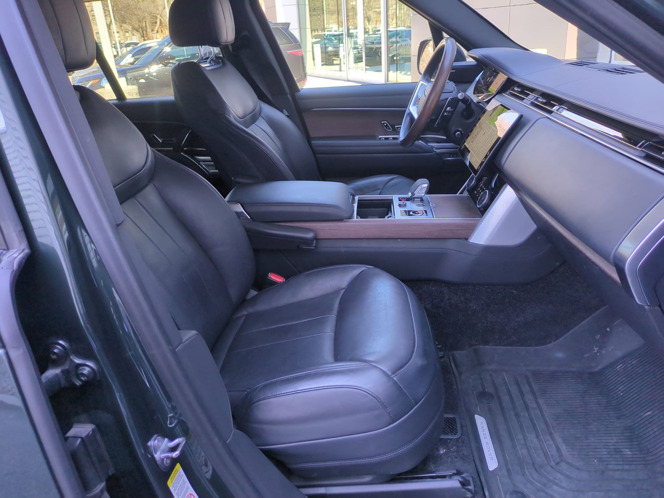 2023 Land Rover Range Rover SE