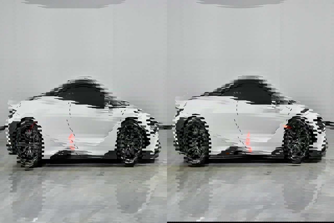 Used 2021 McLaren 765LT photo 18