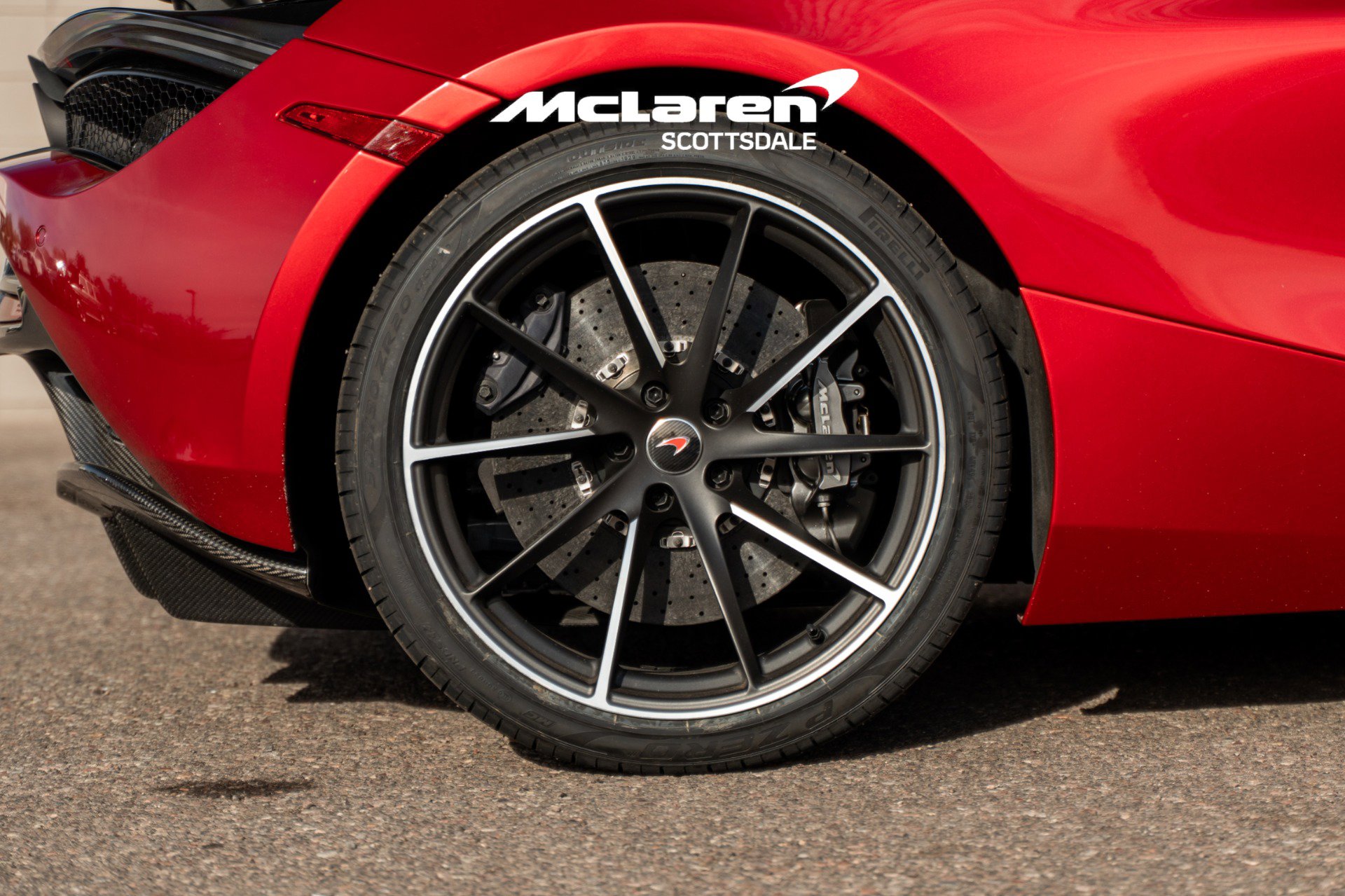 Used 2018 McLaren 720S Performance photo 25