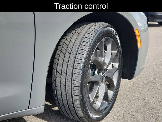 2021 Chrysler Pacifica Touring-L