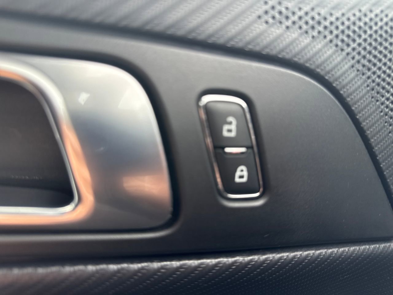 2024 Ford Mustang Premium