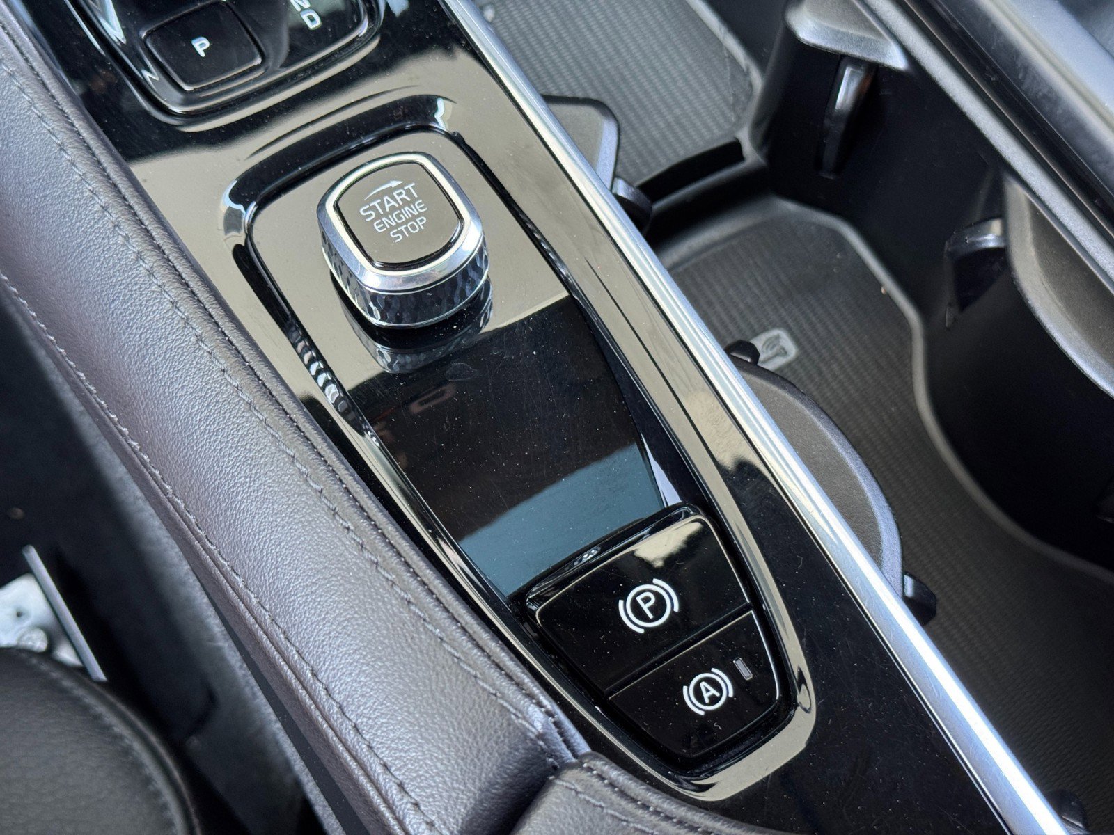 2023 Volvo S90 B6 Plus