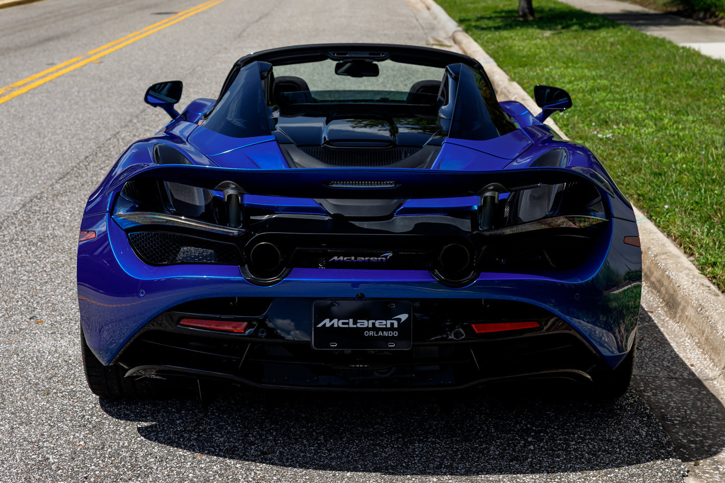 Used 2022 McLaren 720S Luxury photo 32