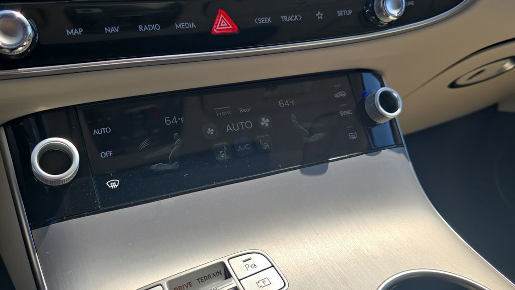 2026 Genesis Gv70 2.5T Select