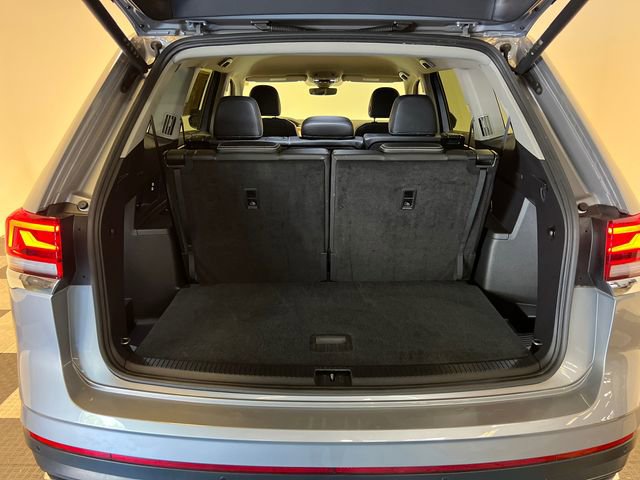 2025 Volkswagen Atlas SE