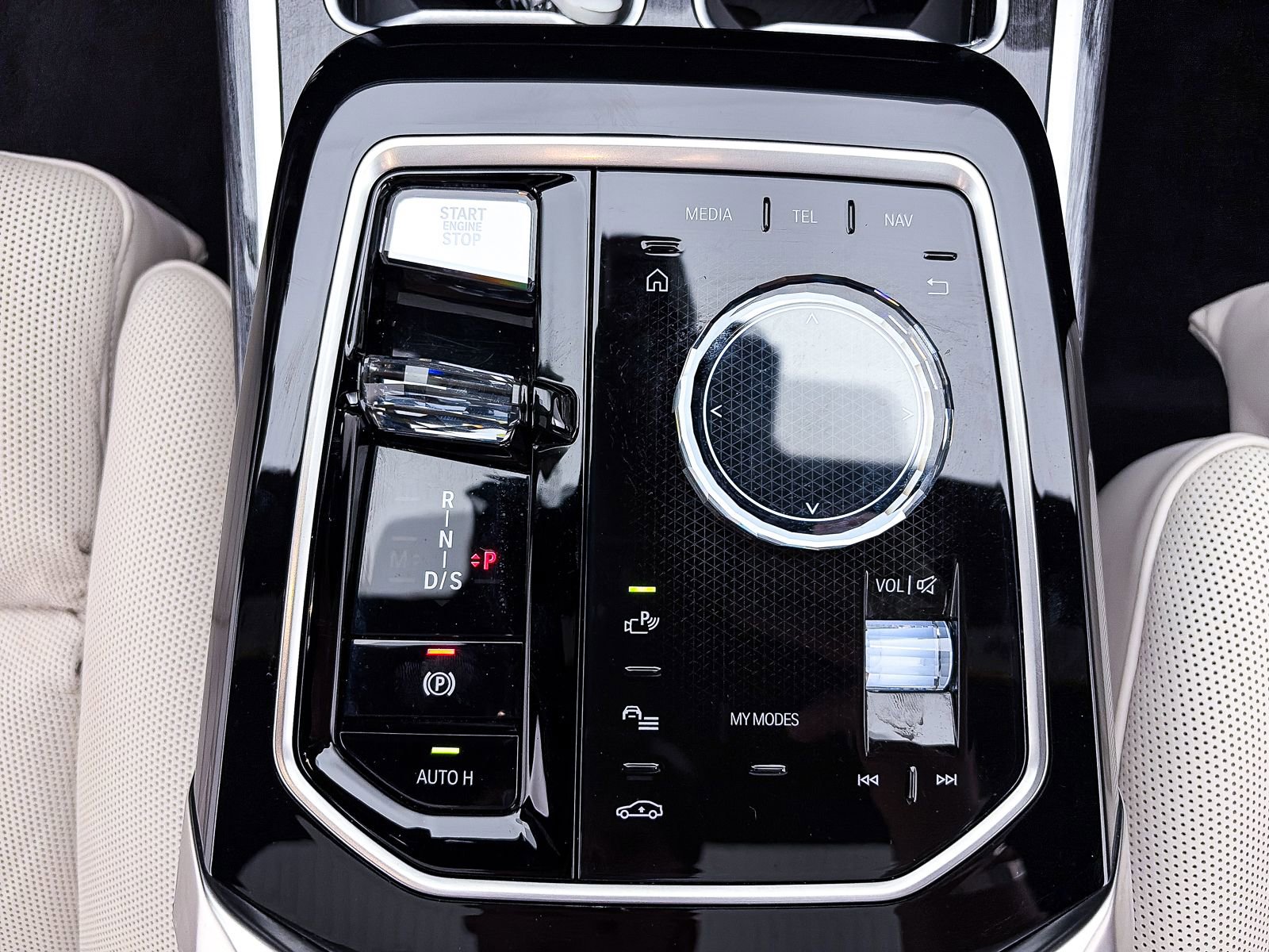 2024 BMW 760i xDrive