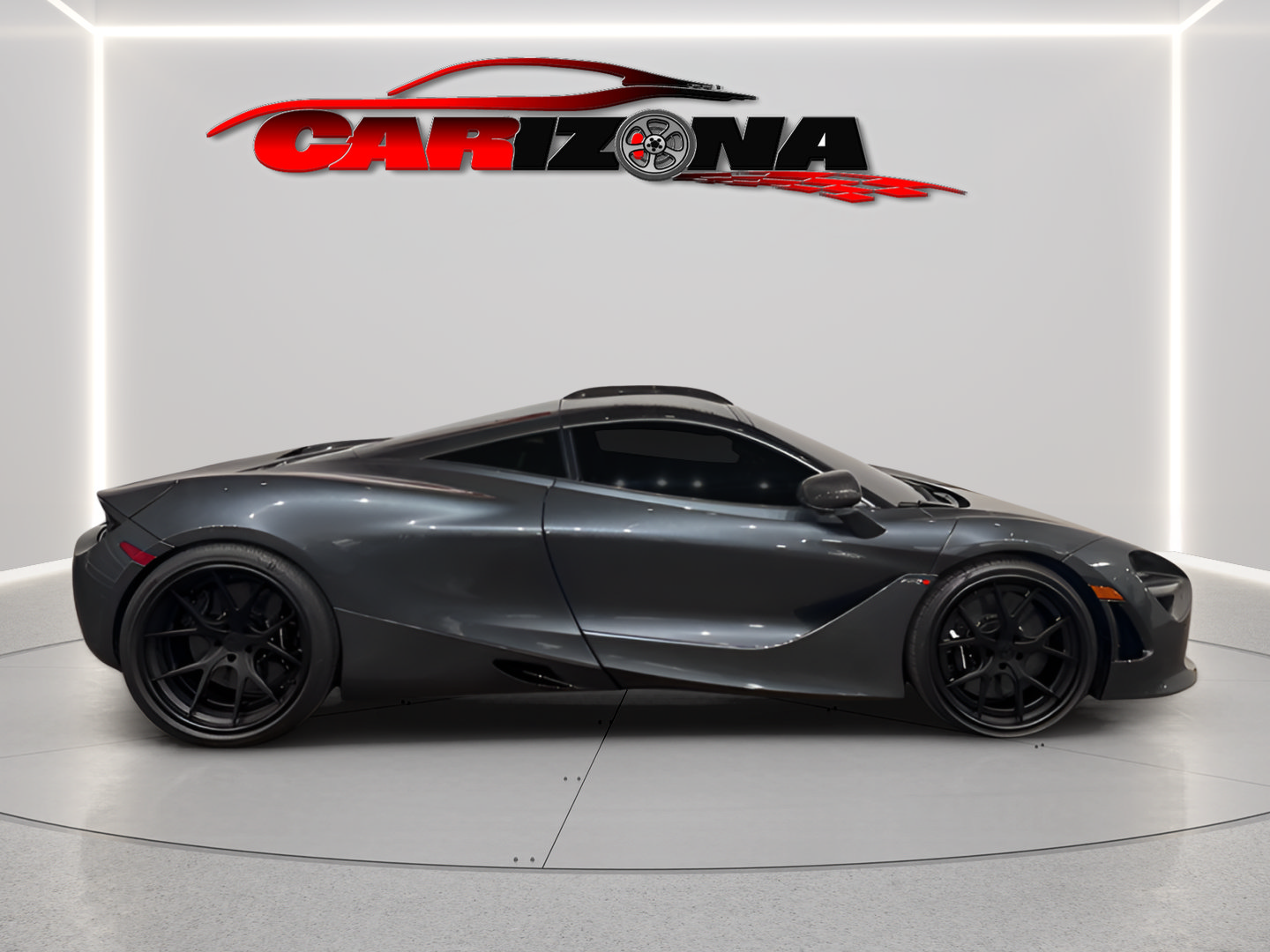 Used 2018 McLaren 720S photo 2