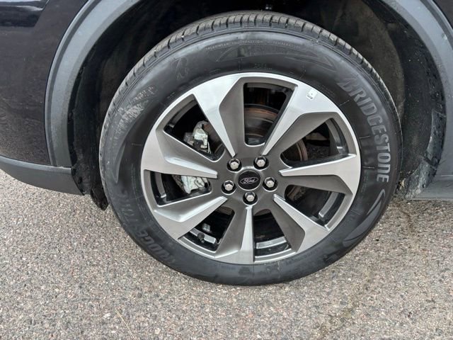 2025 Ford Escape Platinum