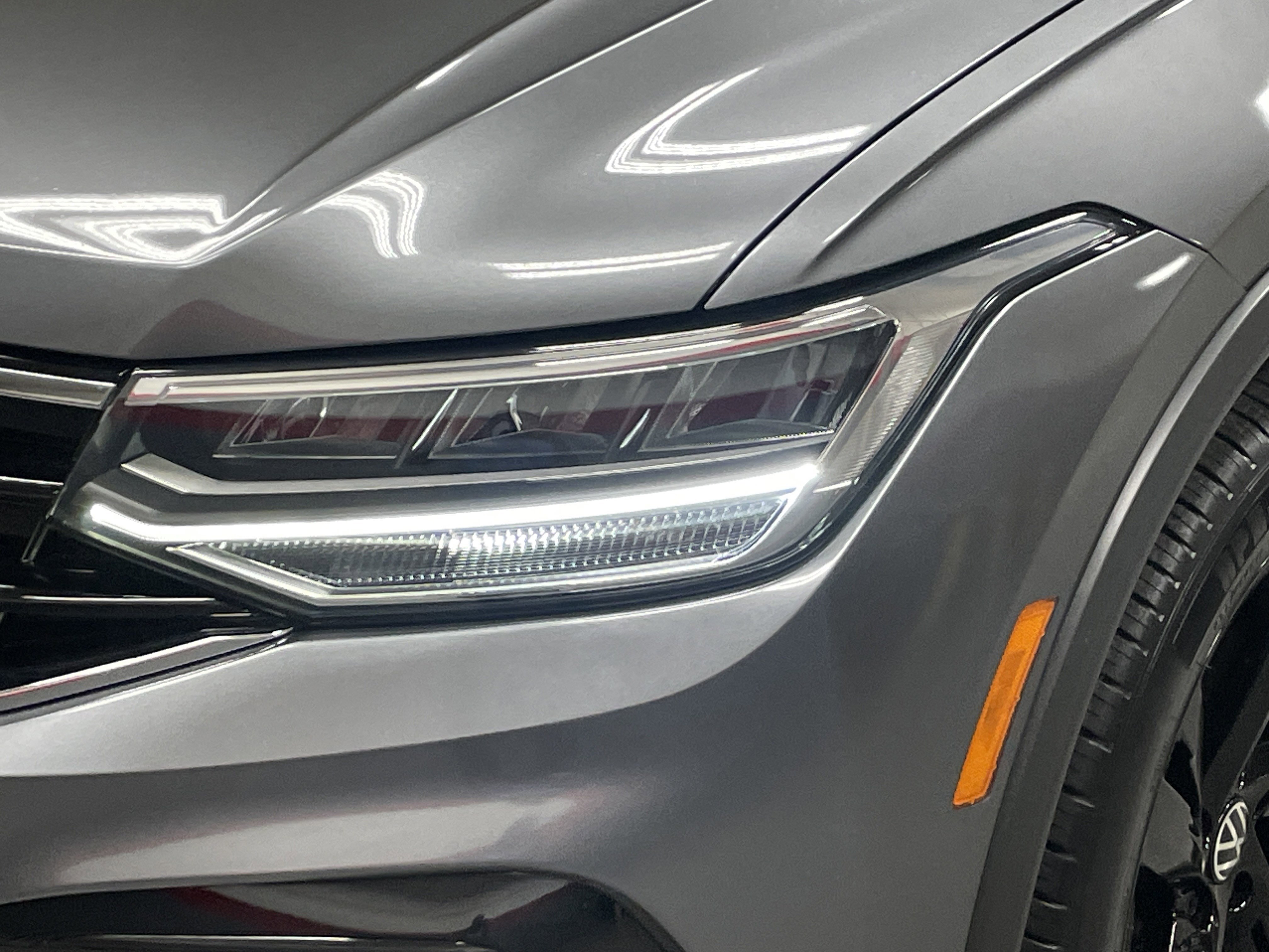 2023 Volkswagen Tiguan SE R-Line