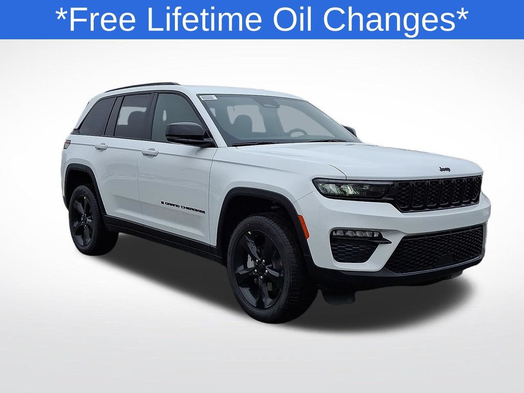 New 2025 Jeep Grand Cherokee Limited w/ Black Appearance Package