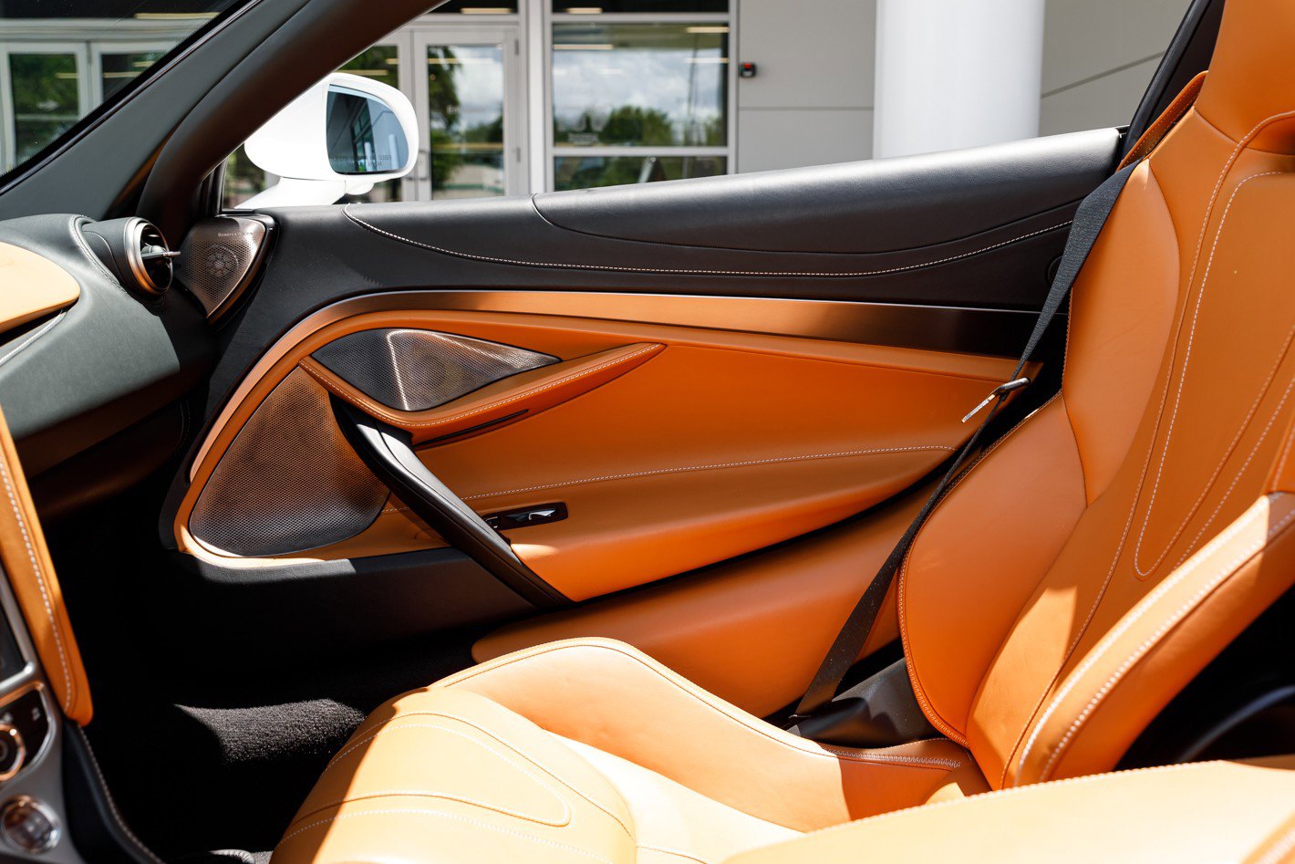Used 2020 McLaren 720S Spider photo 43