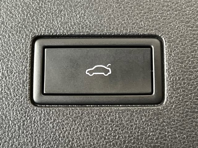 2025 Volkswagen Atlas SE