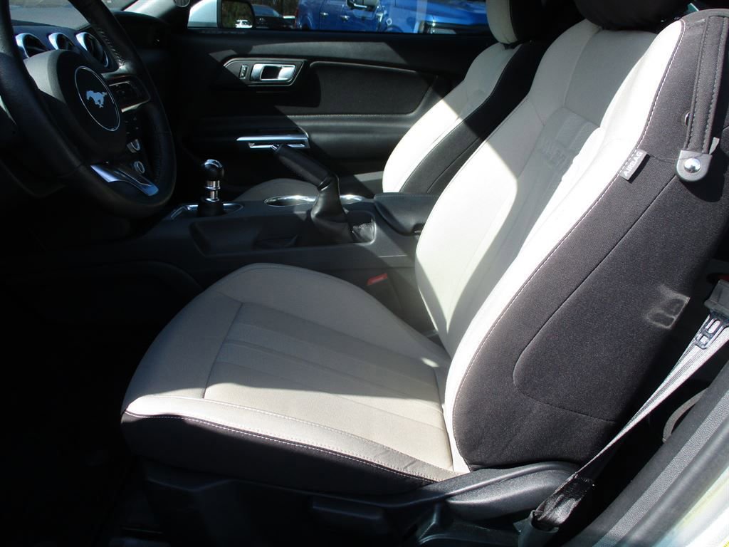 2022 Ford Mustang Coupe