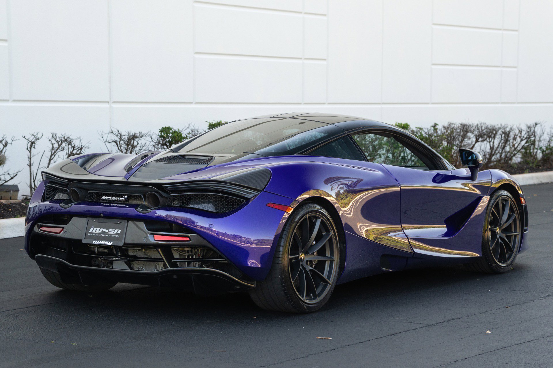 Used 2020 McLaren 720S photo 15