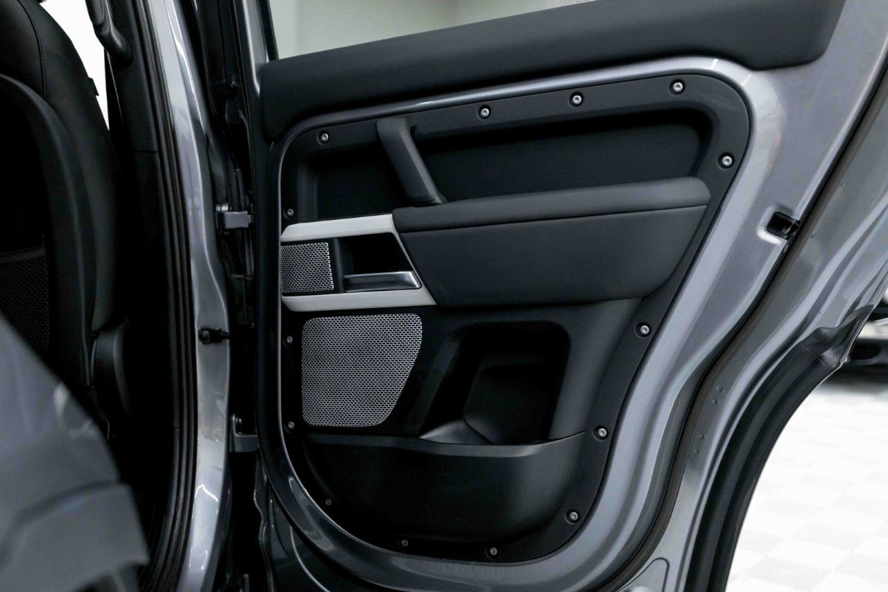 2023 Land Rover Defender 130 SE