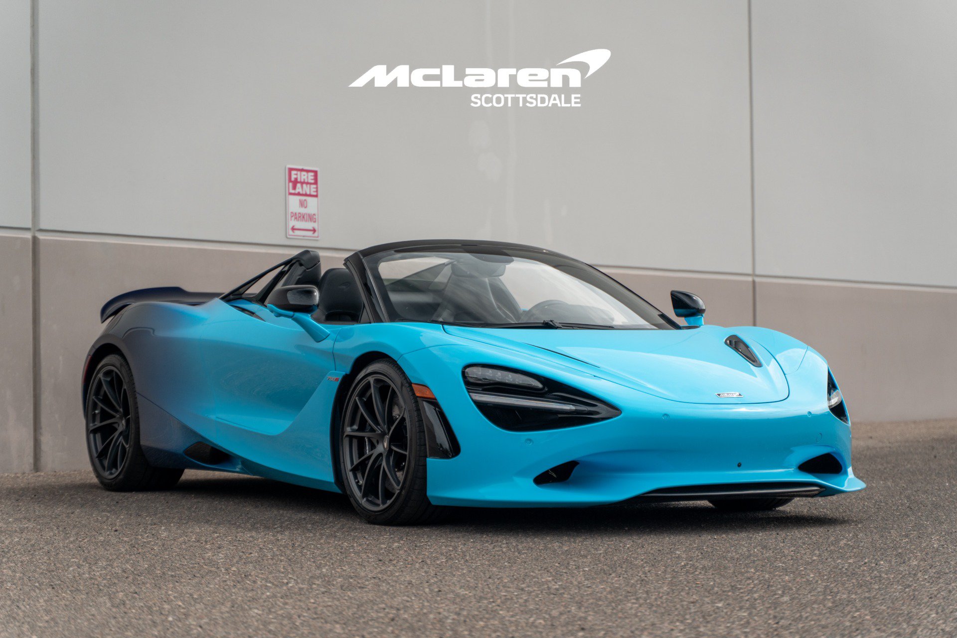 Used 2025 McLaren 750S Spider photo 9