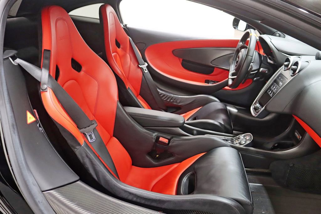Used 2019 McLaren 600LT photo 31