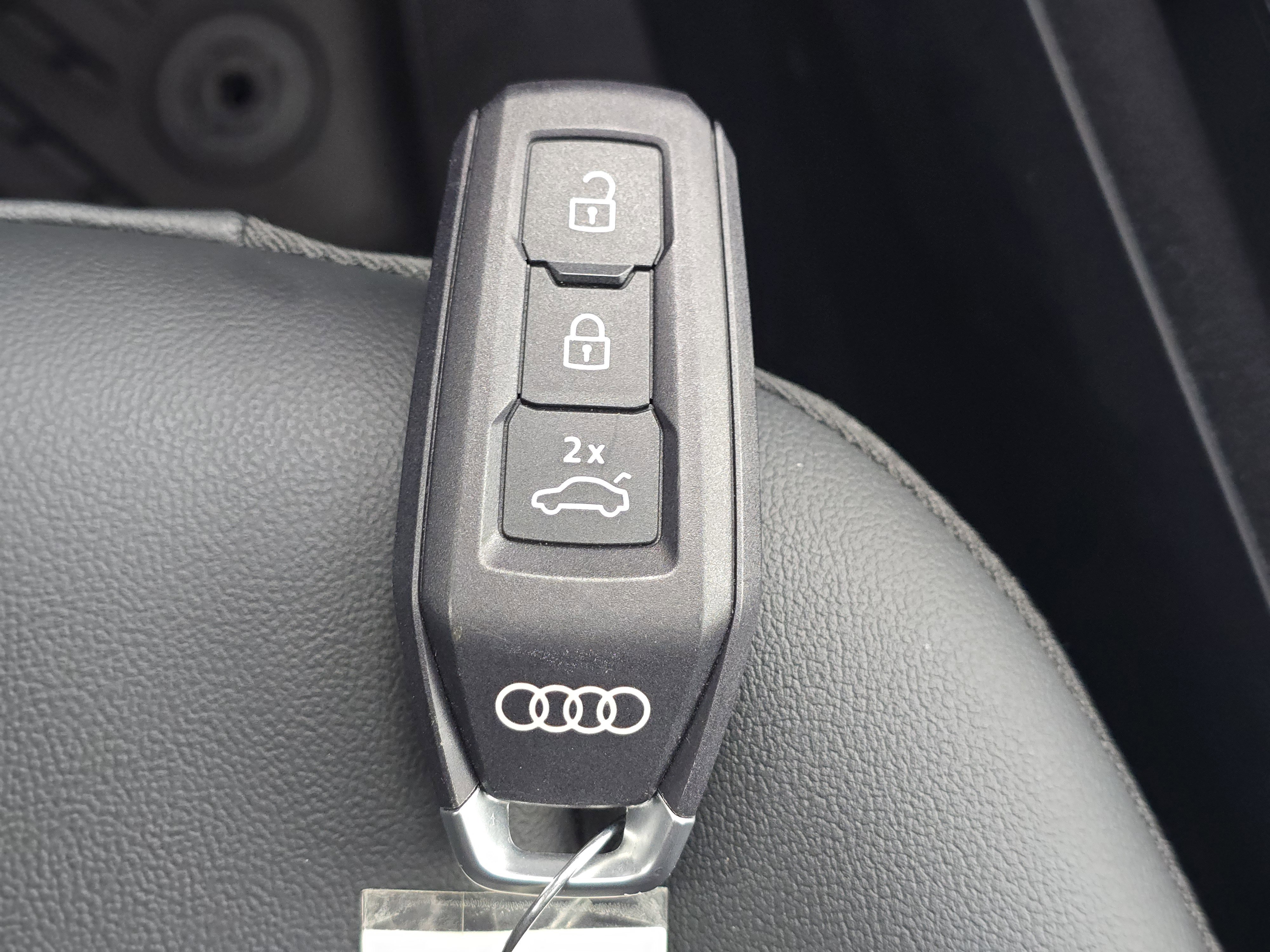 2025 Audi Q5 Premium