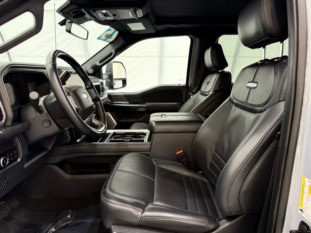 2025 Ford F450 Platinum