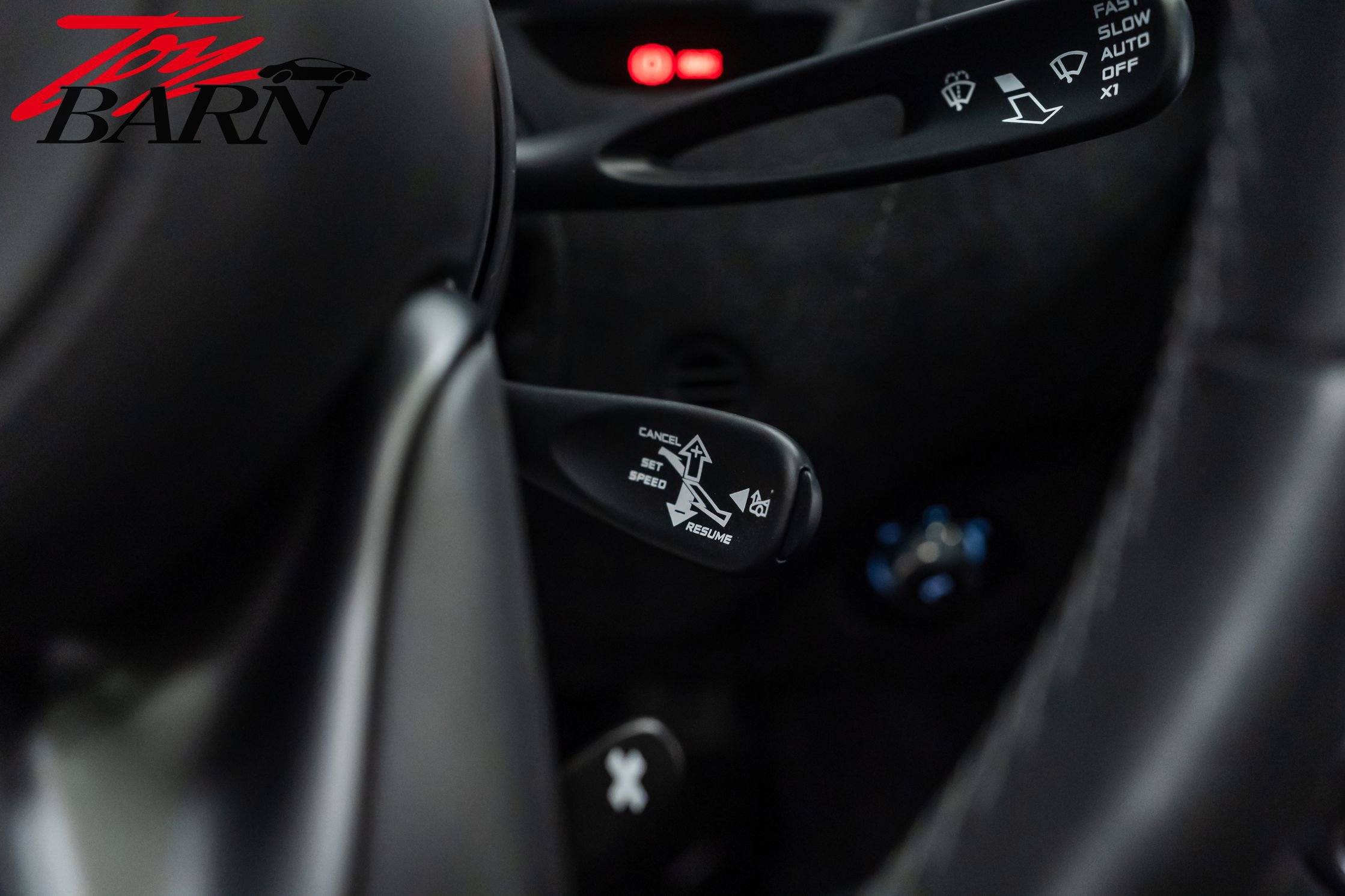 Used 2018 McLaren 720S Performance photo 32