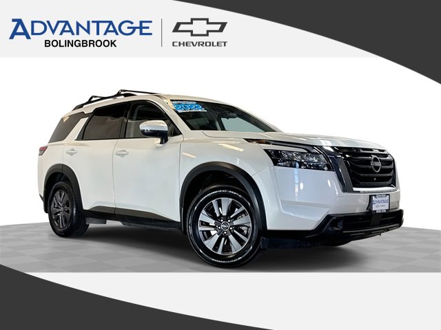 2022 Nissan Pathfinder SV