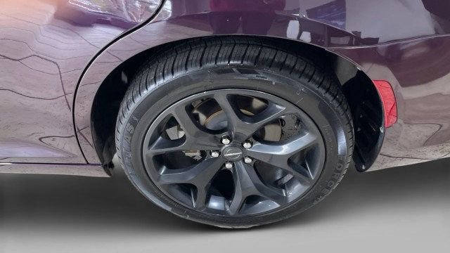 2021 Chrysler 300 Touring