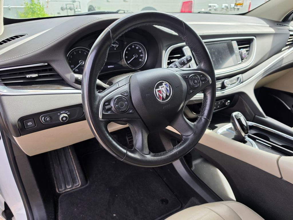 2020 Buick Enclave Essence