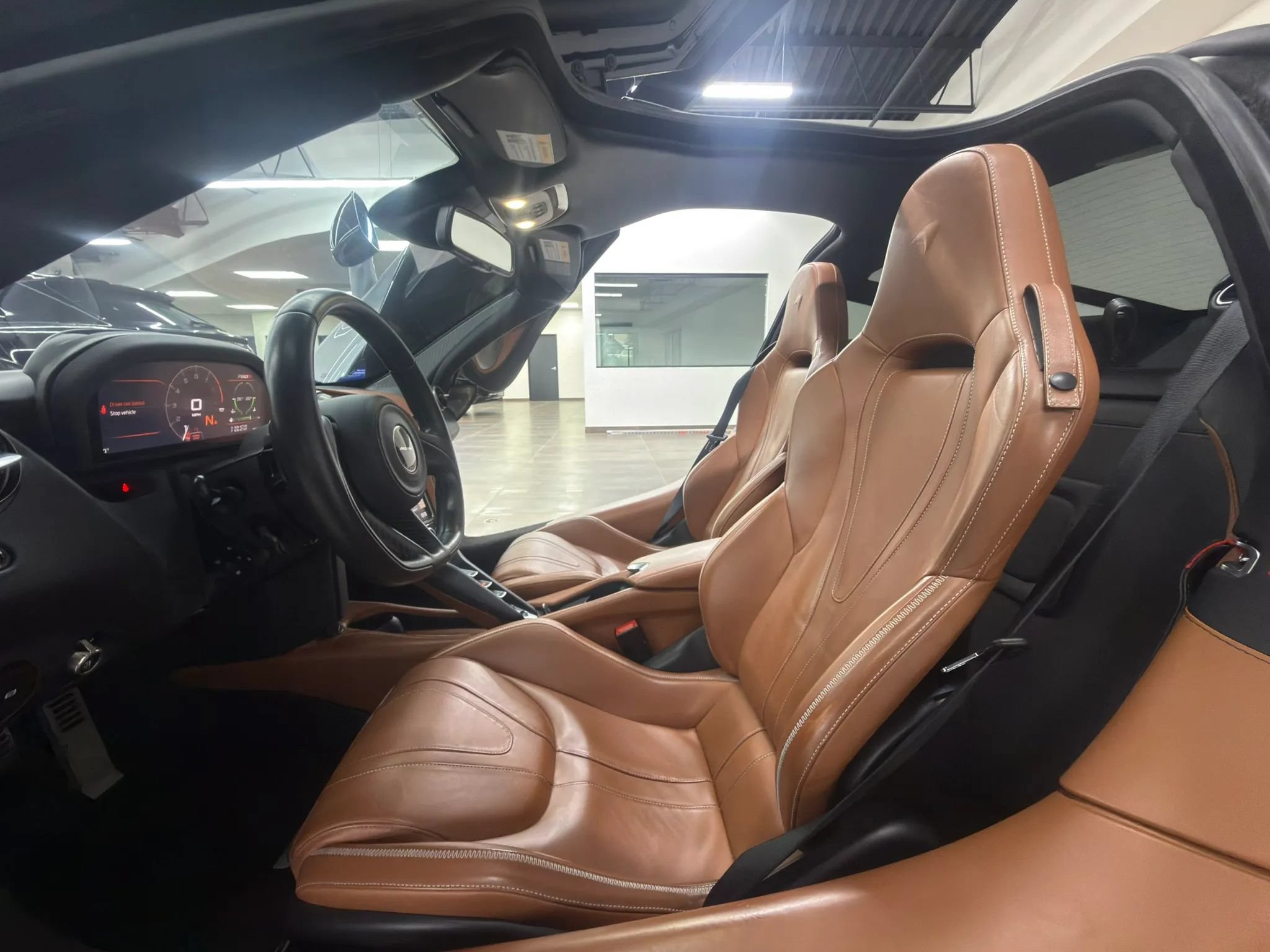 Used 2018 McLaren 720S photo 20