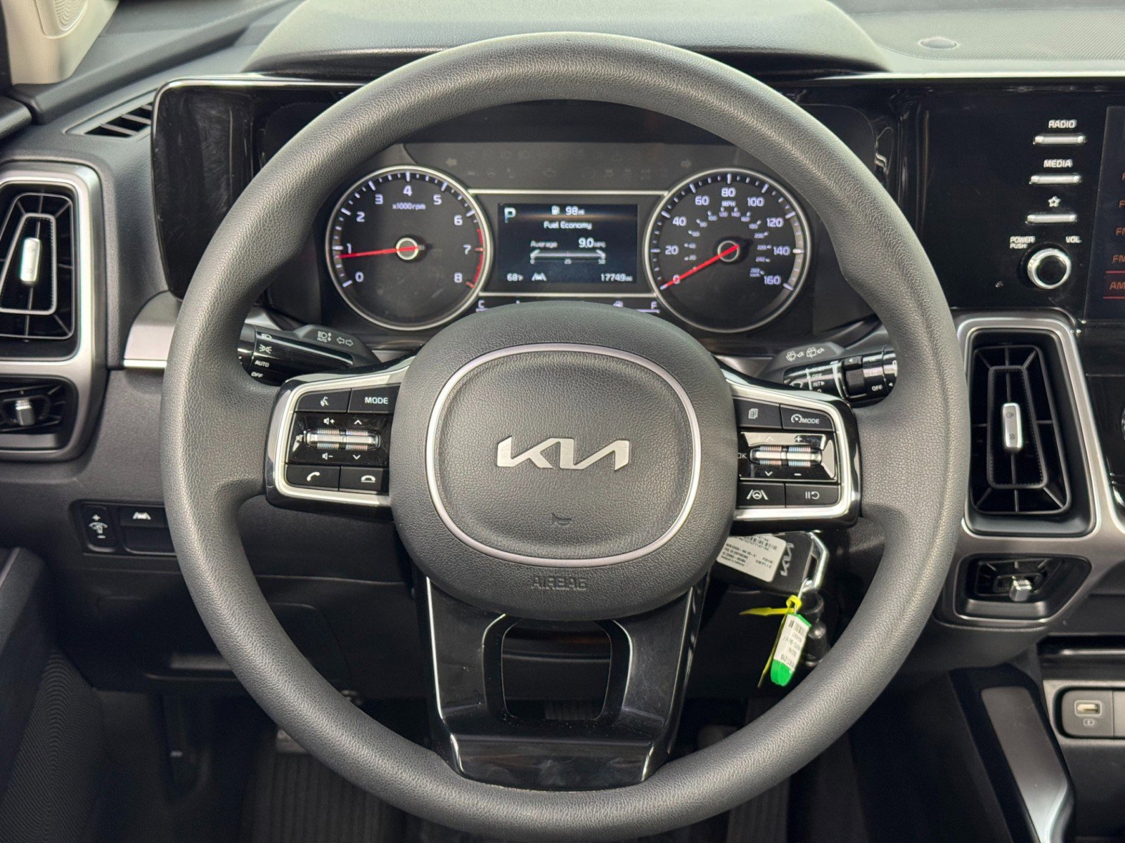 2022 Kia Sorento LX