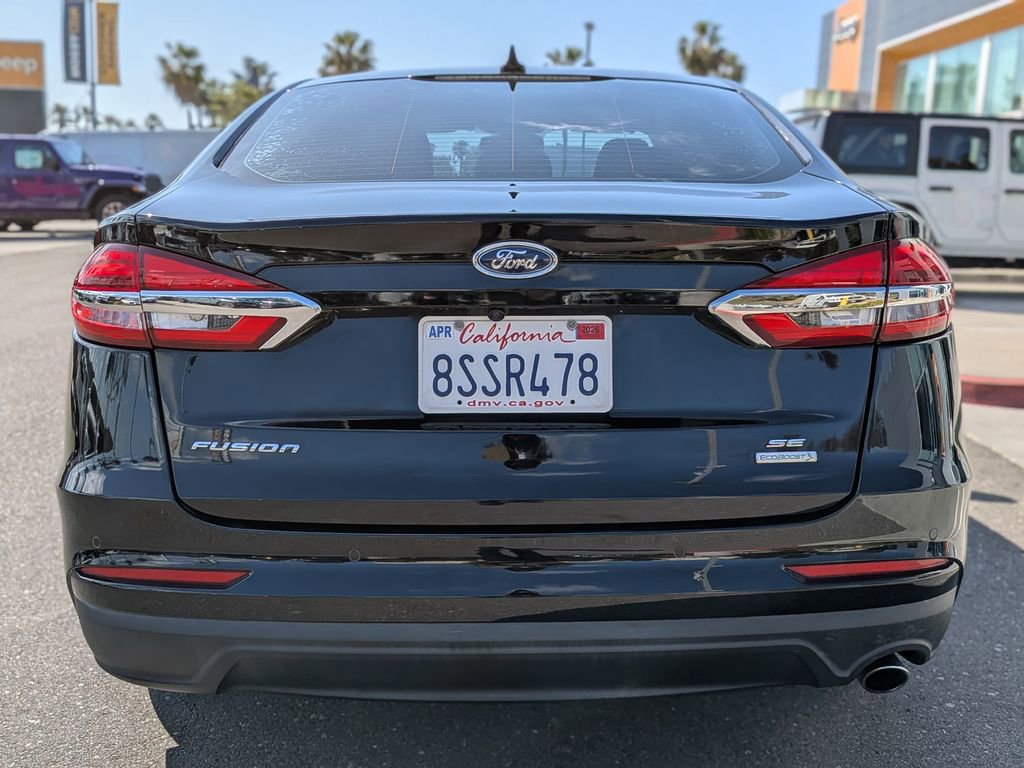 2020 Ford Fusion SE
