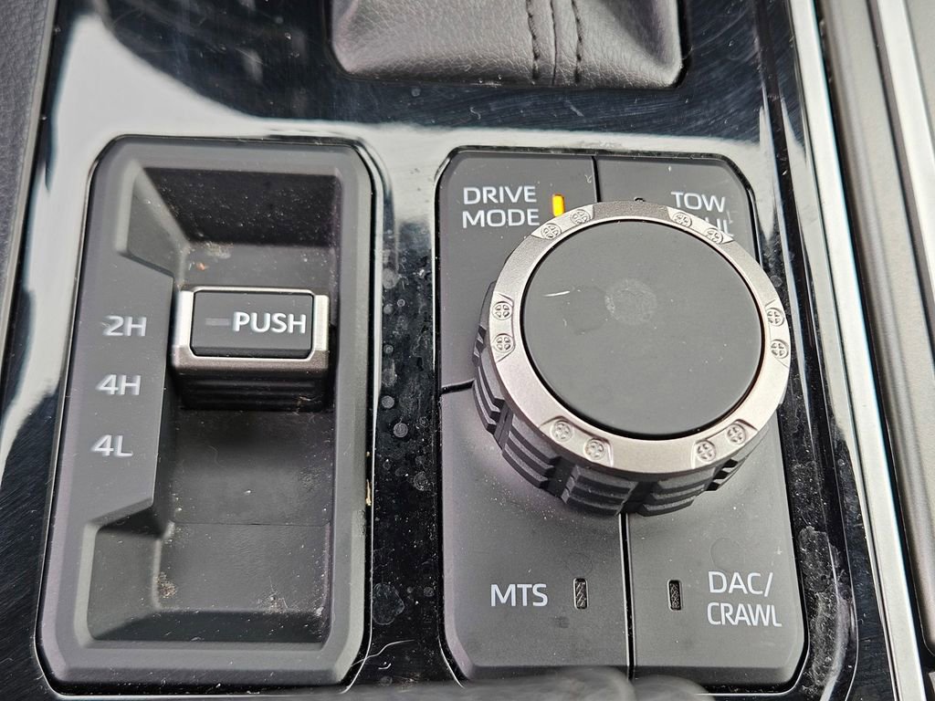 2025 Toyota Sequoia SR5