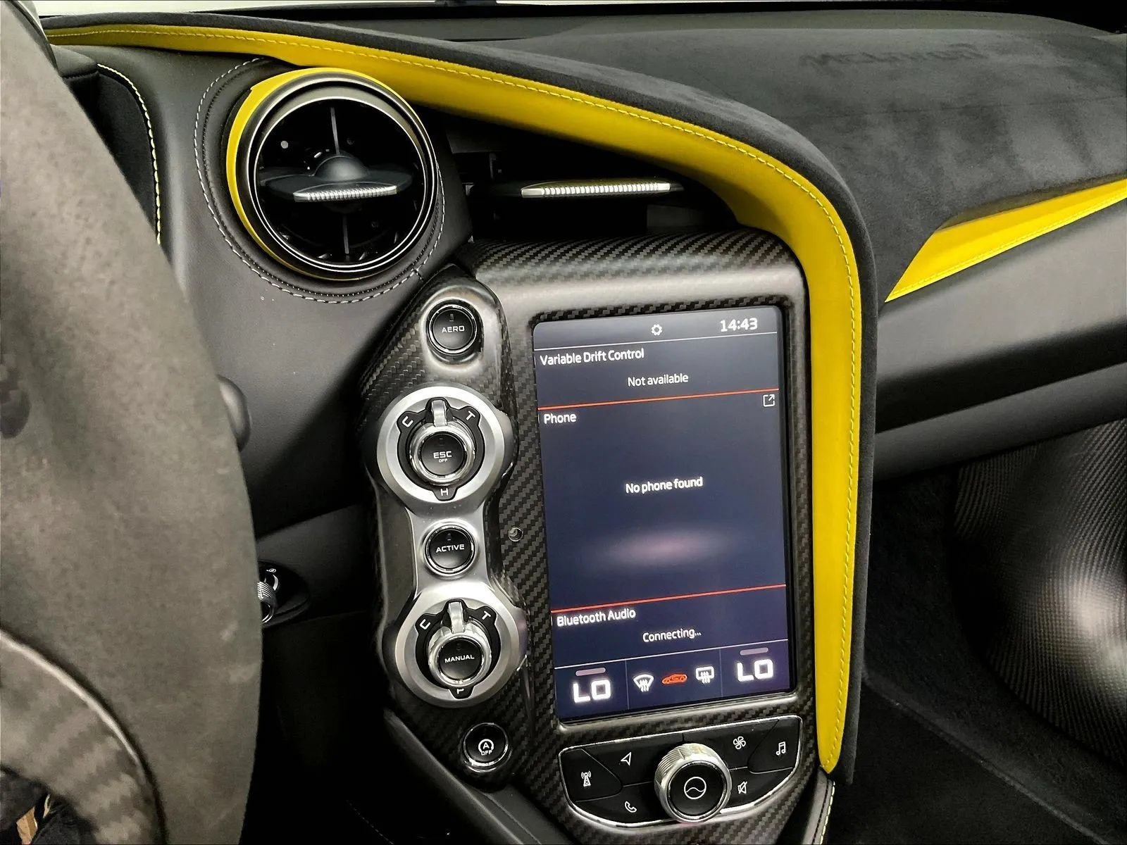 Used 2019 McLaren 720S Performance photo 17