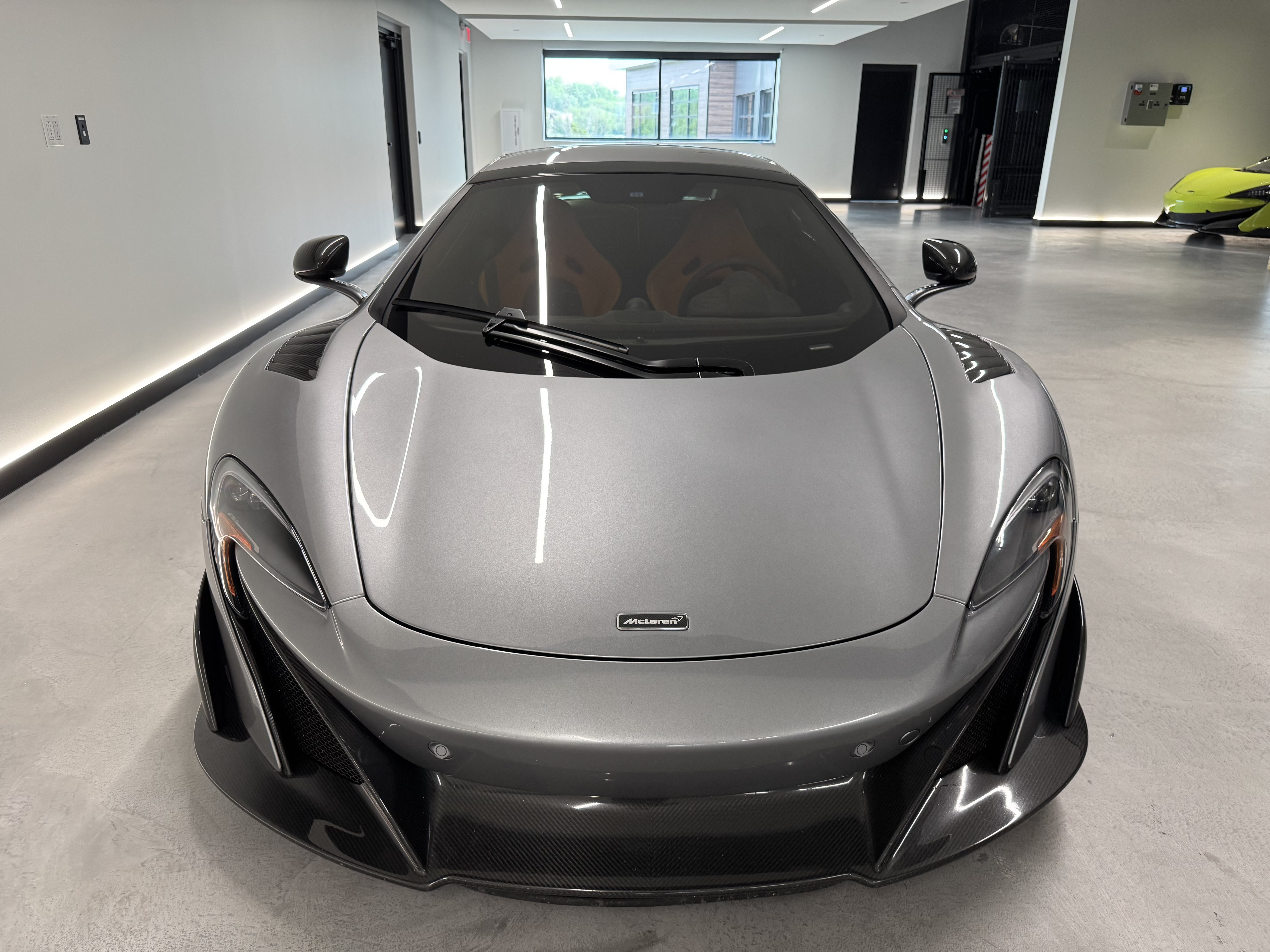 Used 2016 McLaren 675LT Spider photo 19