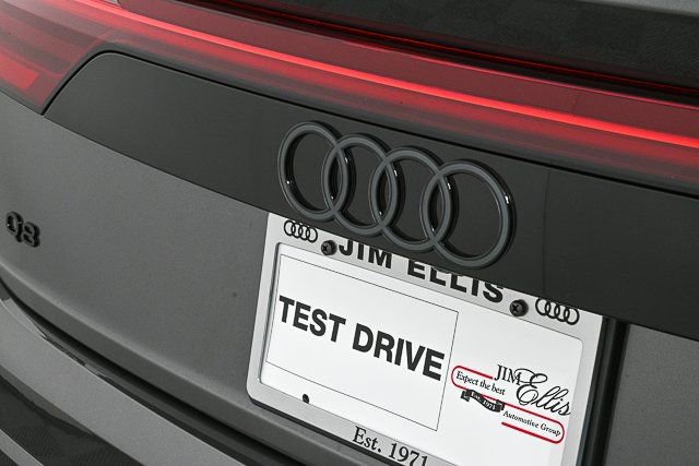 2026 Audi Q8 Premium