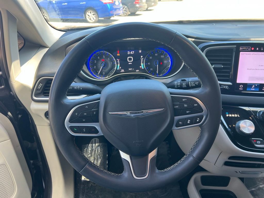 2022 Chrysler Pacifica Touring-L