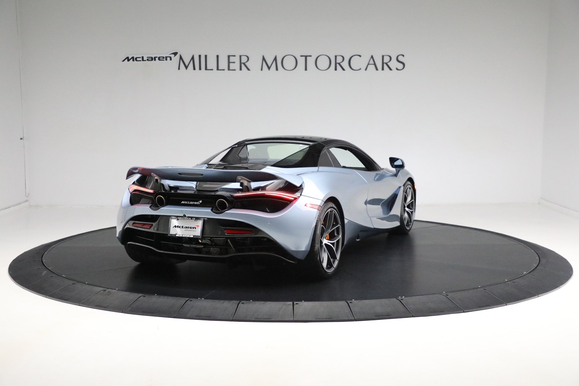 Used 2023 McLaren 720S Performance photo 31