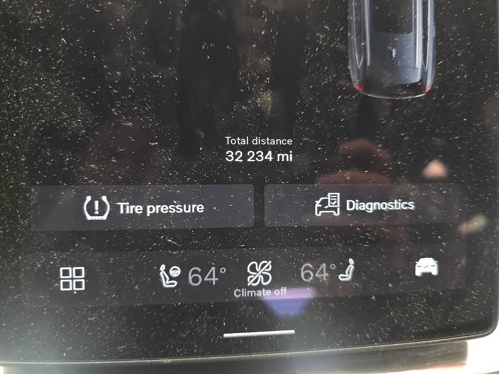 2025 Volvo Xc90 B5 Plus