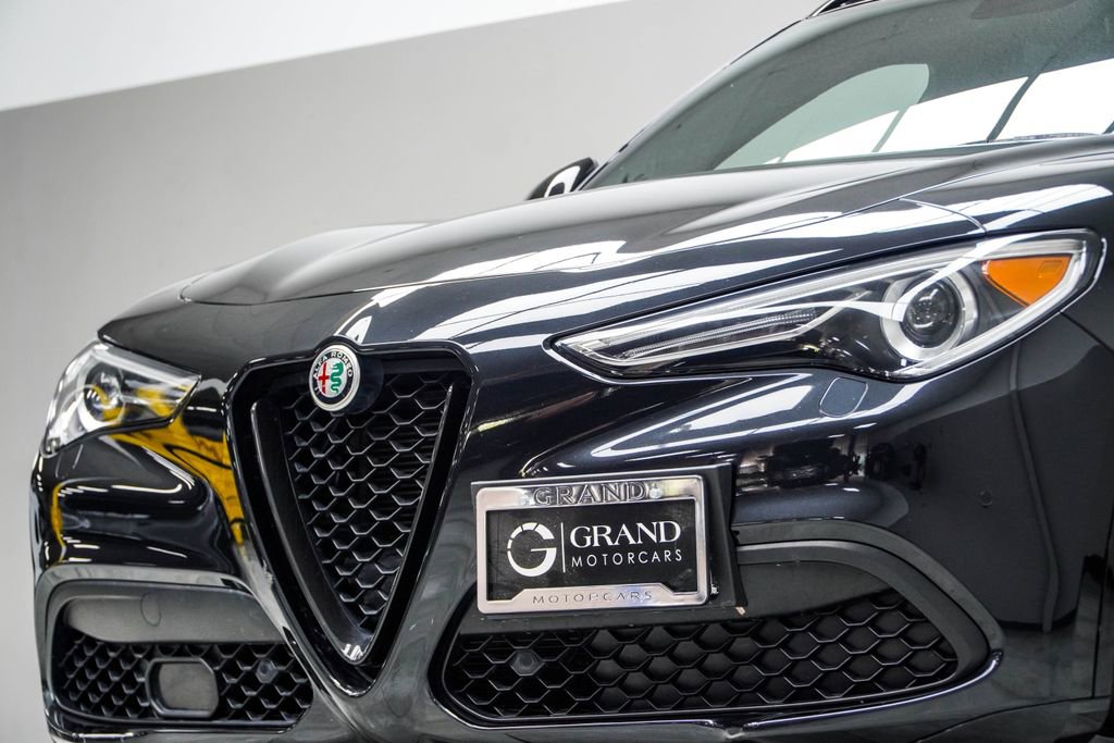 2023 Alfa Romeo Stelvio Veloce
