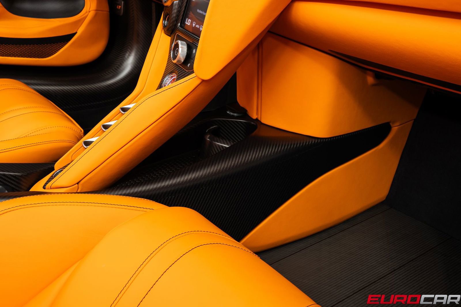 Used 2022 McLaren 765LT photo 39
