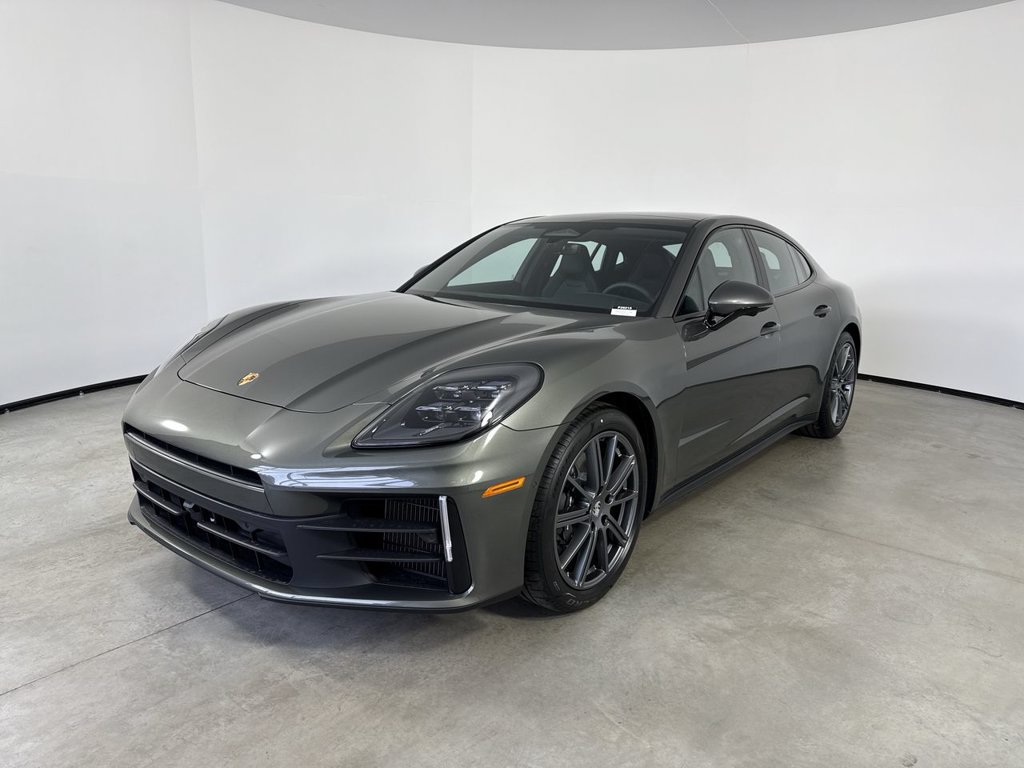 New 2026 Porsche Panamera 4