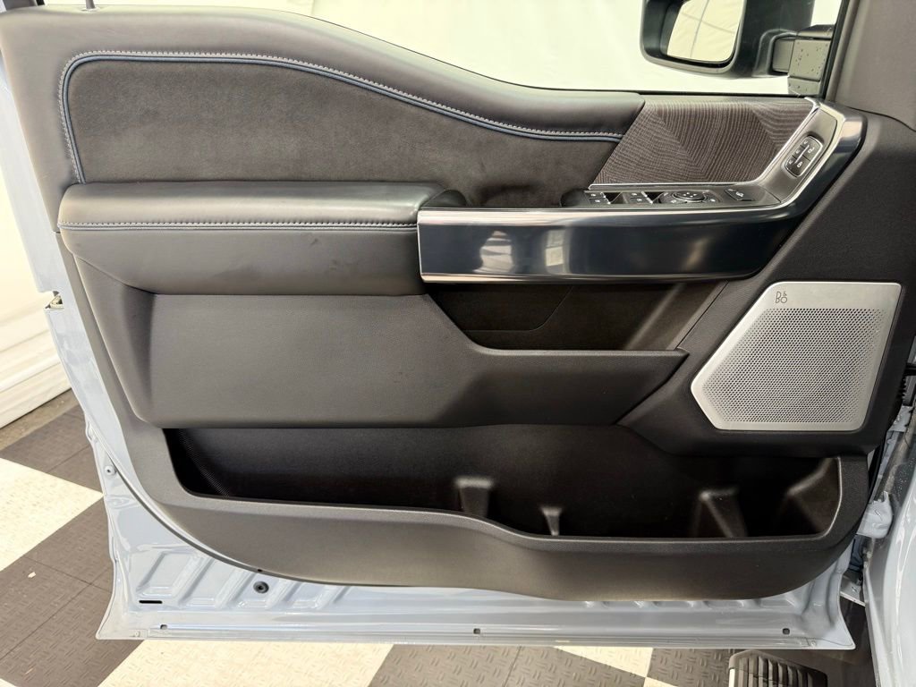 2025 Ford F450 Platinum