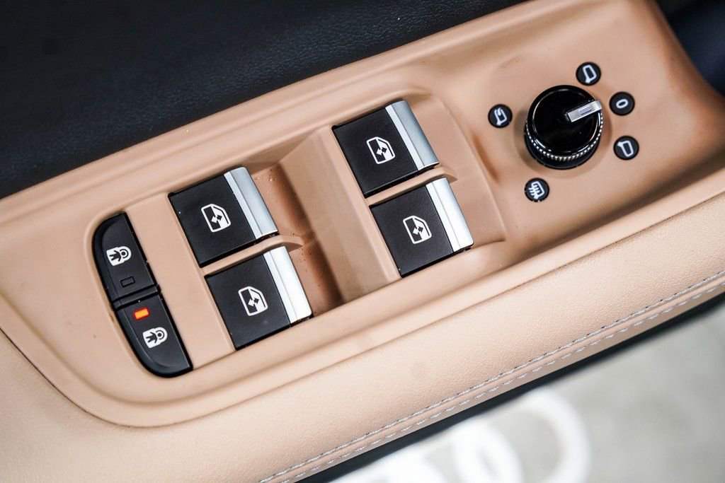 2024 Audi Q8 Prestige