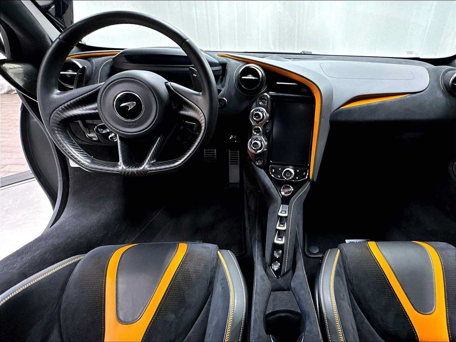 Used 2019 McLaren 720S photo 16