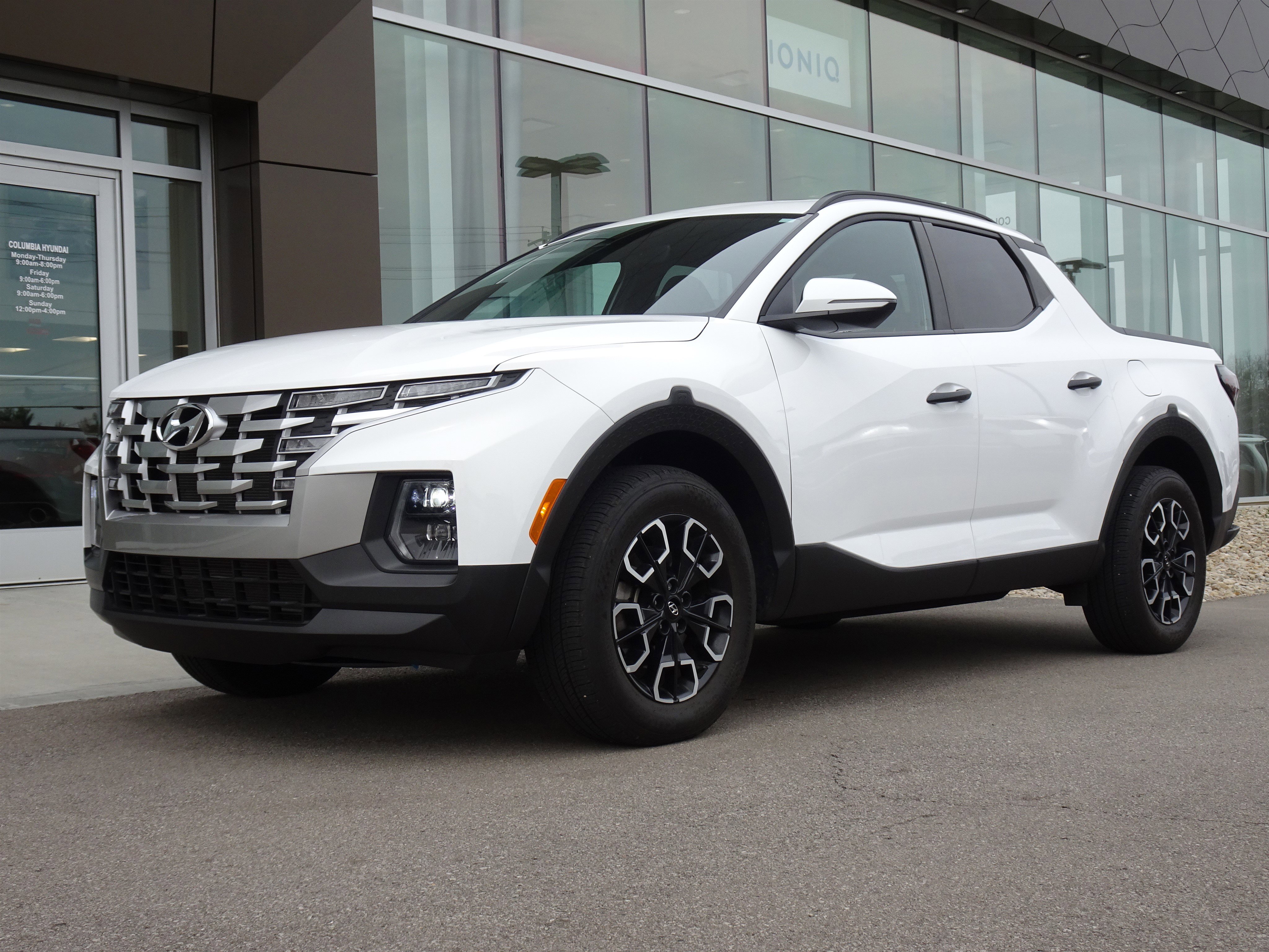 Used 2024 Hyundai Santa Cruz SEL w/ Activity Package