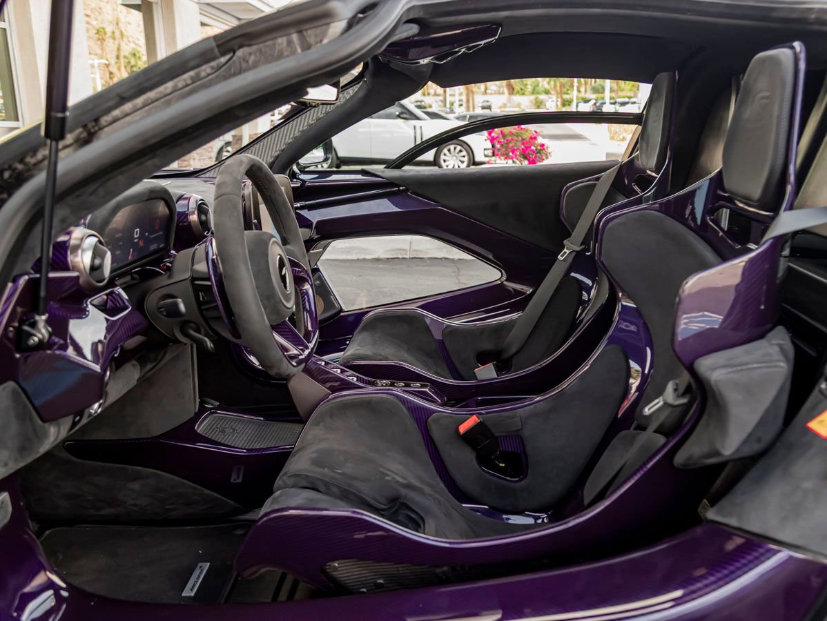 Used 2019 McLaren Senna photo 17