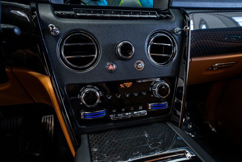 2022 Rolls-Royce Cullinan Black Badge