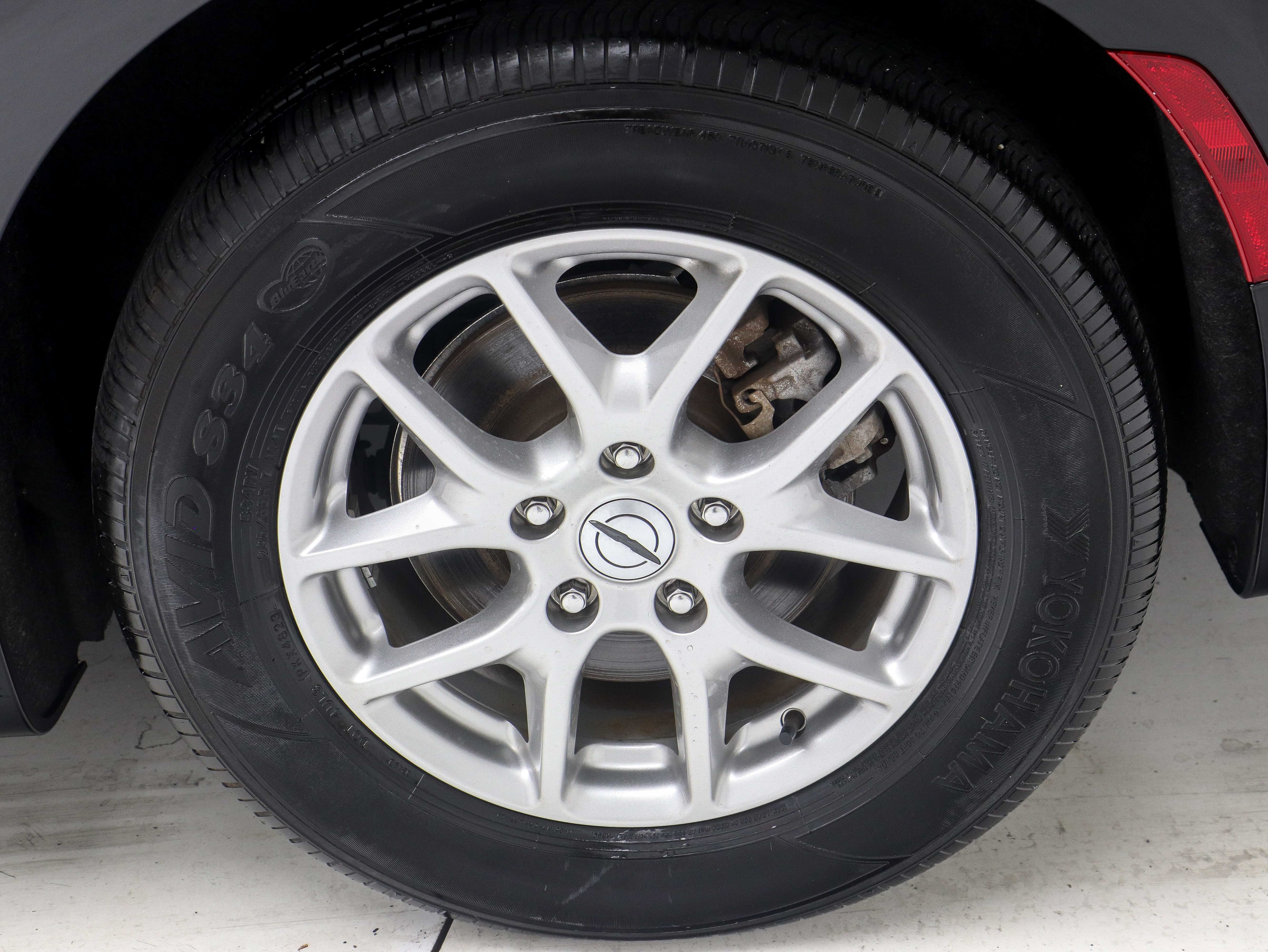 2024 Chrysler Pacifica Touring - Photo 30