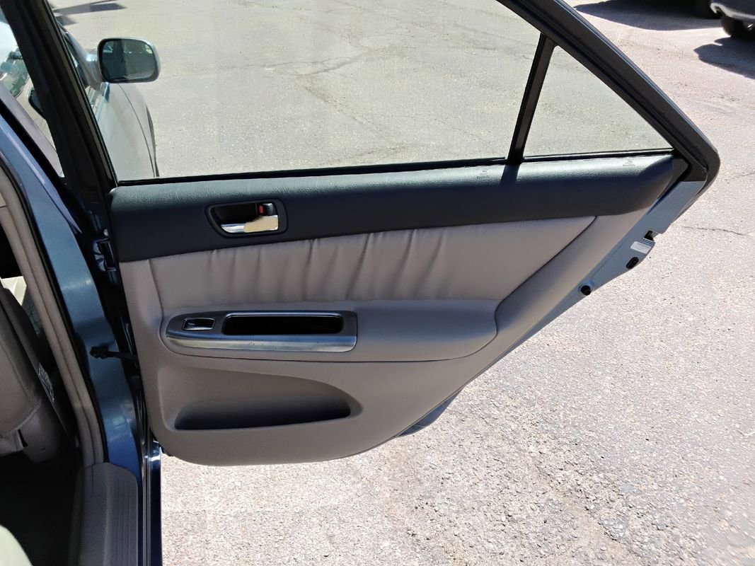 2003 Toyota Camry SE